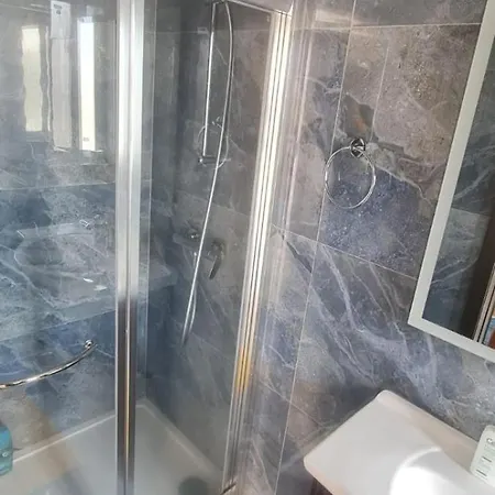 Private Room With Toilet Gzira * Gzira